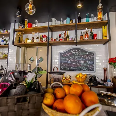 Romance Marine Aparthotel شقة فندقية ساني بيتش