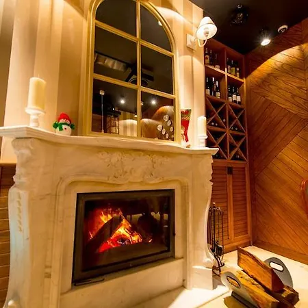 شقة فندقية Romance Marine Aparthotel 4*