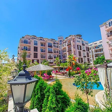 Romance Marine Aparthotel 4* 阳光海滩