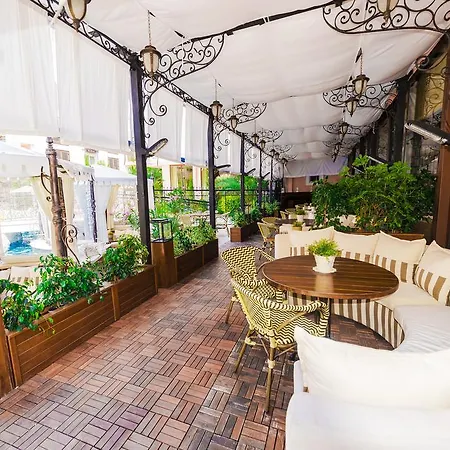 Апарт-отель Romance Marine Aparthotel