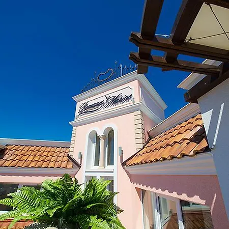 Romance Marine Aparthotel Sluneční pobřeží