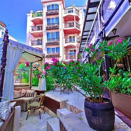 Romance Marine Aparthotel 4* Sluneční pobřeží