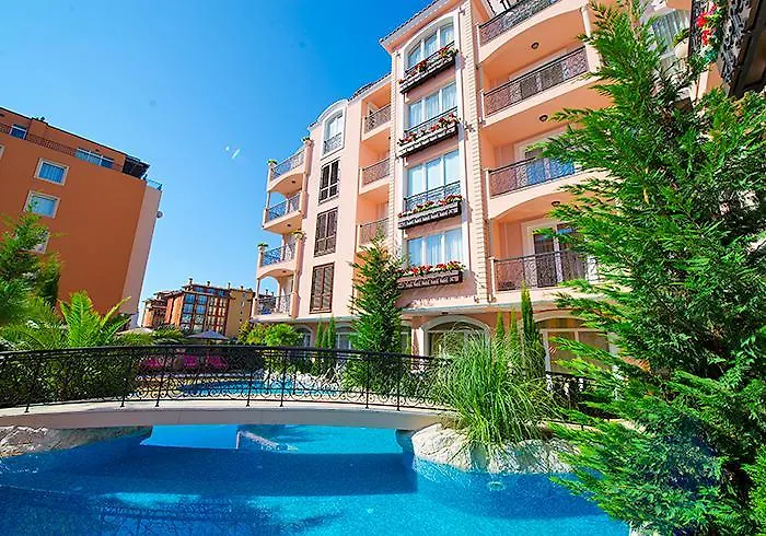 Romance Marine Aparthotel Ξενοδοχείο με διαμερίσματα 4*