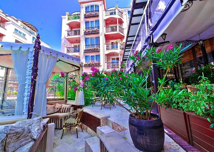 Romance Marine Aparthotel 4* Σάνι Μπιτς